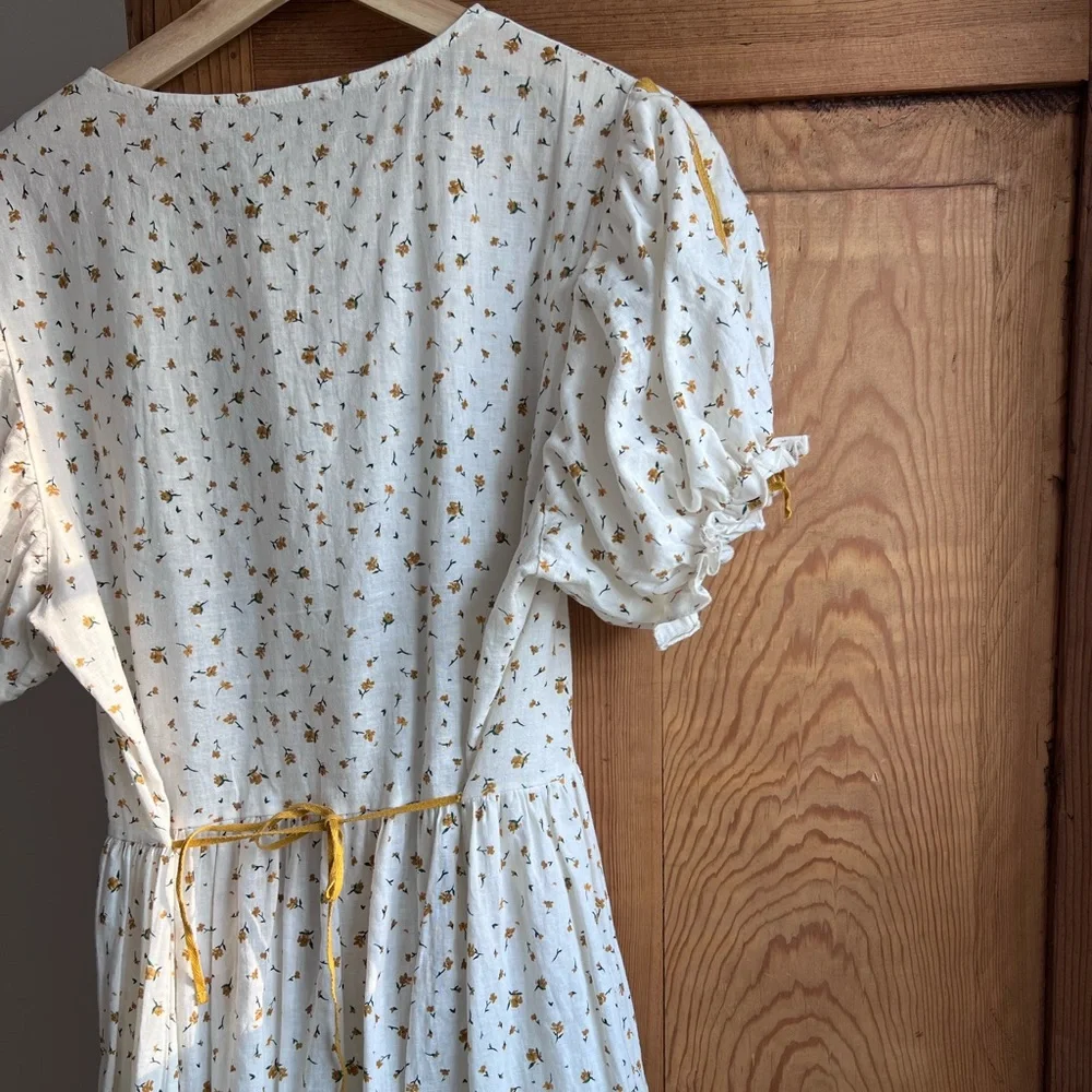 Fin & Vince | RARE Floral Linen Blend Prairie Dress - Picture 8 of 8